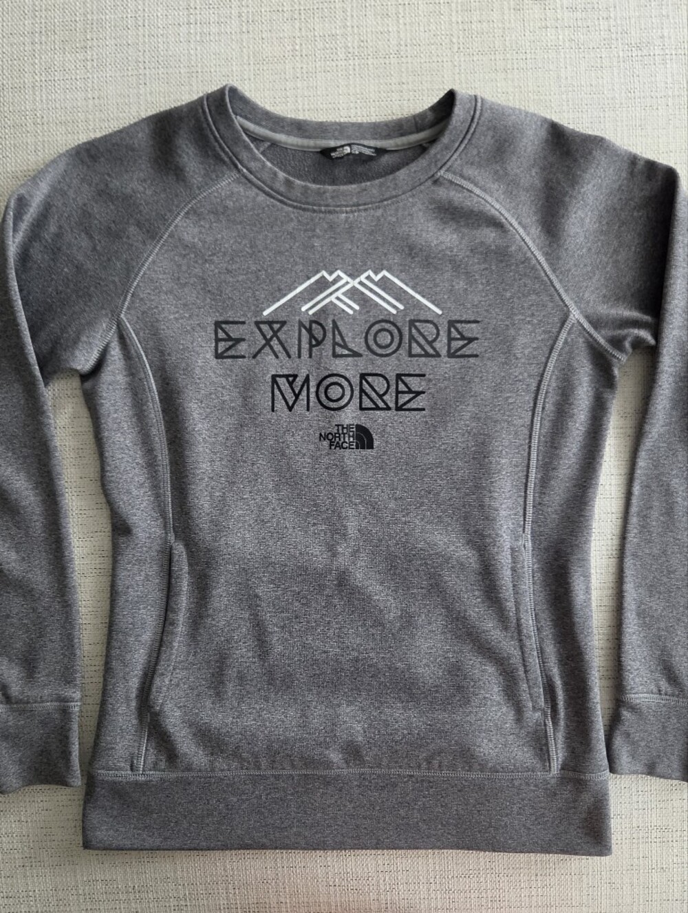 Womens The North Face Grey Crewneck Sweatshirt Front Pocket Small EXPLORE MORE
